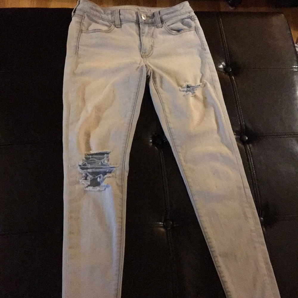 Light wash American Eagle jeans